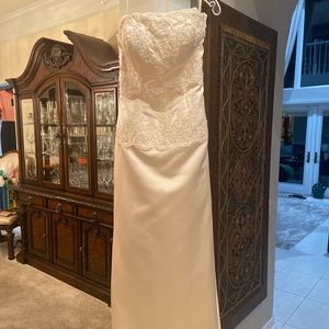 Cream custom wedding dress, never worn!